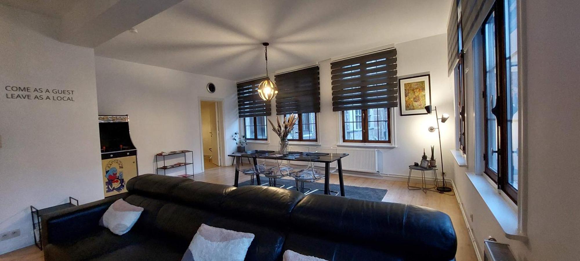The View - Spacious 2 Bdr Appt In With View Antwerpen Exteriör bild